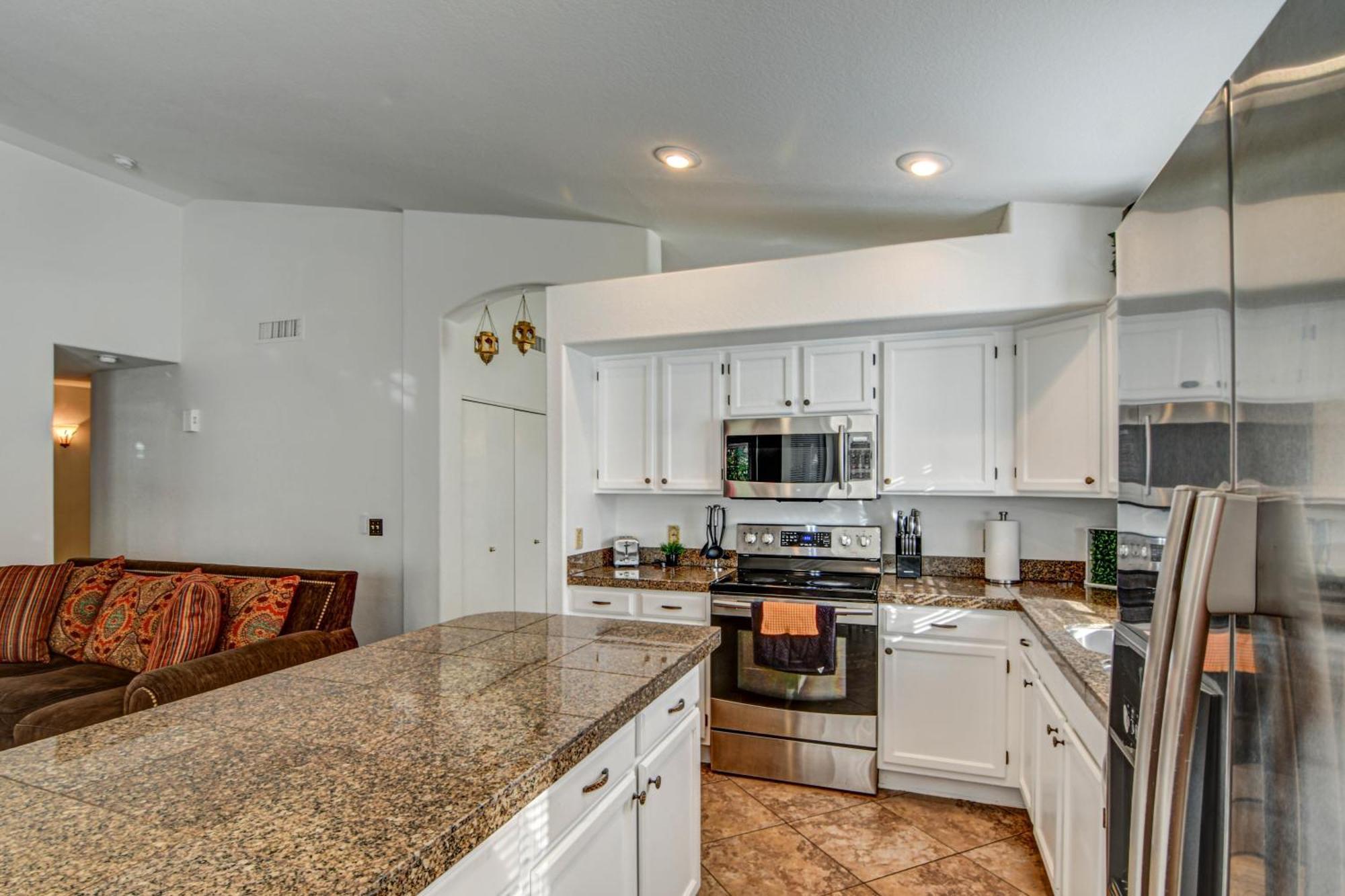 Villa Route 66 Oasis In Downtown Gilbert With Heated Pool & Mini Golf Extérieur photo