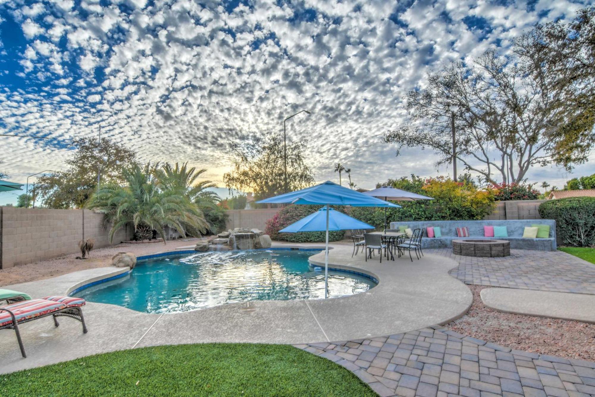 Villa Route 66 Oasis In Downtown Gilbert With Heated Pool & Mini Golf Extérieur photo
