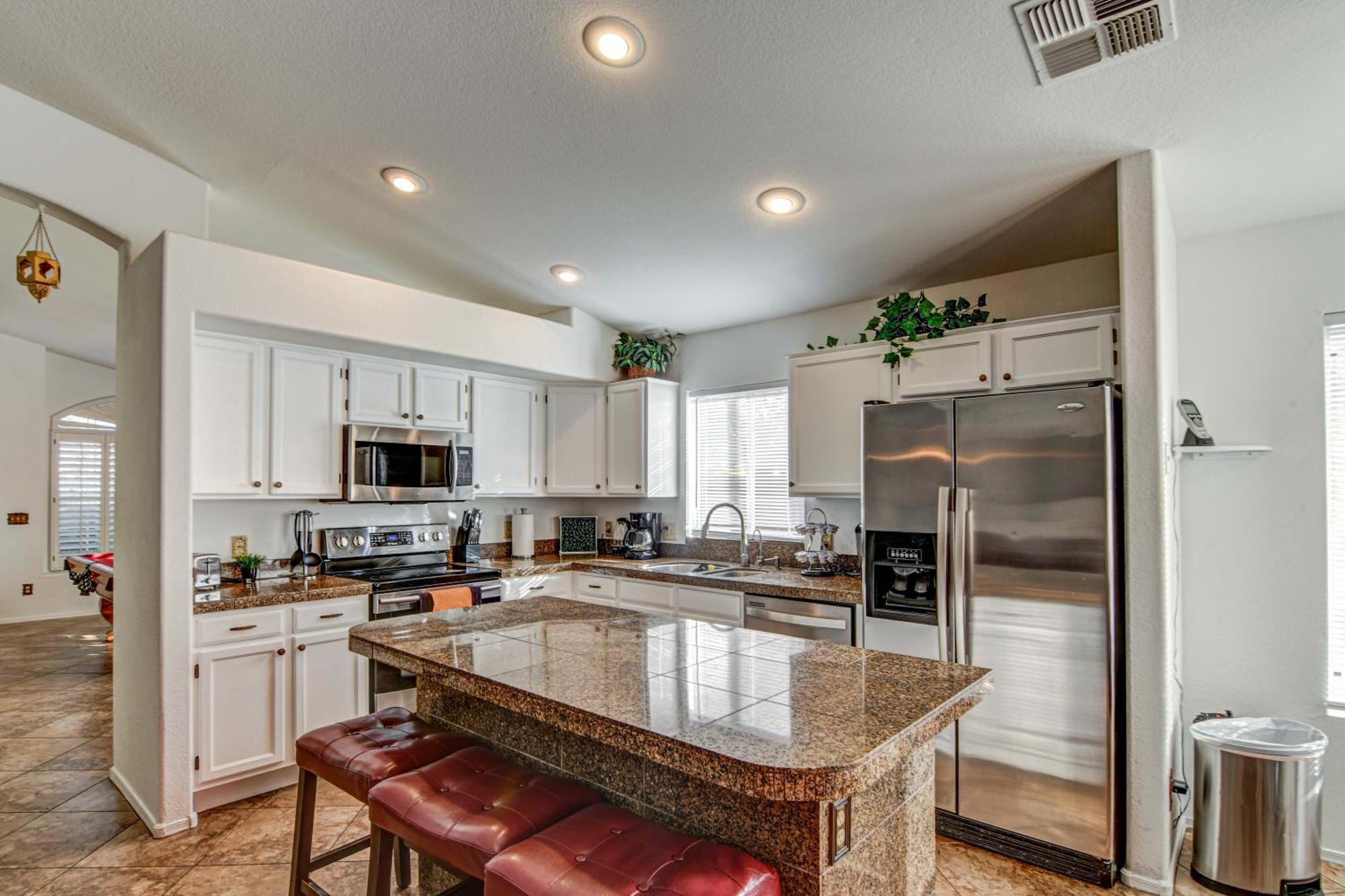 Villa Route 66 Oasis In Downtown Gilbert With Heated Pool & Mini Golf Extérieur photo